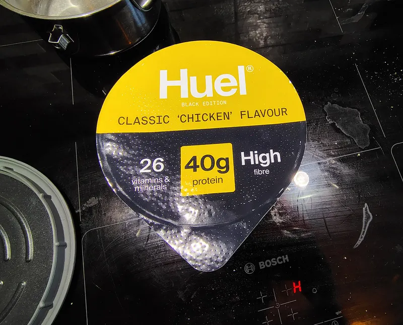 Huel Noodles Black Edition, gusto Classic 'Chicken'